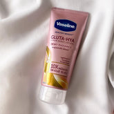 Vaseline Gluta-hya Serum Burst Lotion Dewy Radiance - 330ml Vaseline