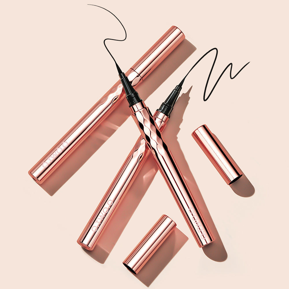 O.TWO.O Transfer Proof Graphic Eyeliner - 0.5g O.TWO.O